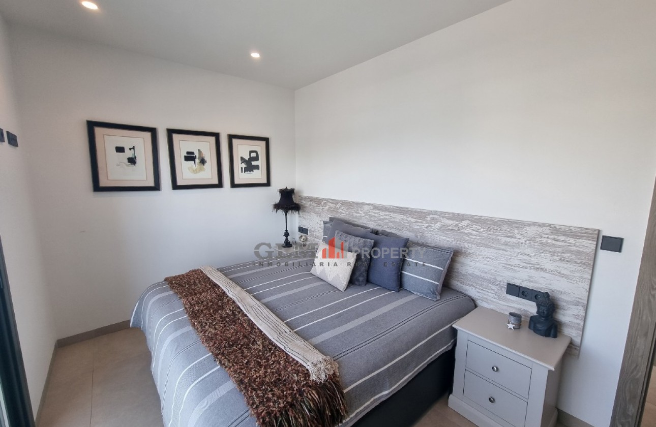 Resale - Apartment - Santiago De La Ribera