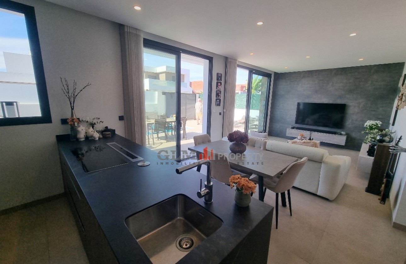 Resale - Apartment - Santiago De La Ribera