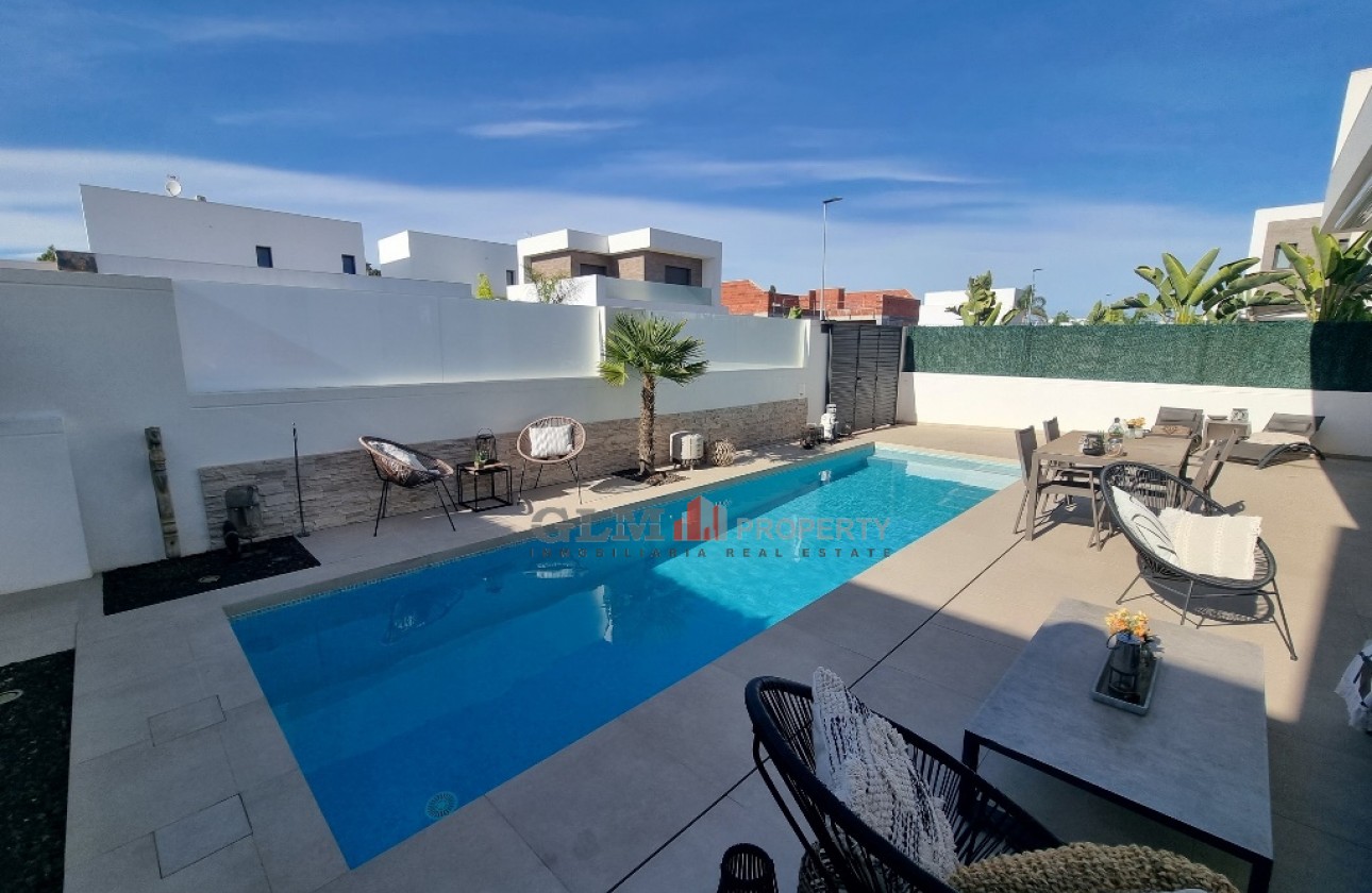 Resale - Apartment - Santiago De La Ribera
