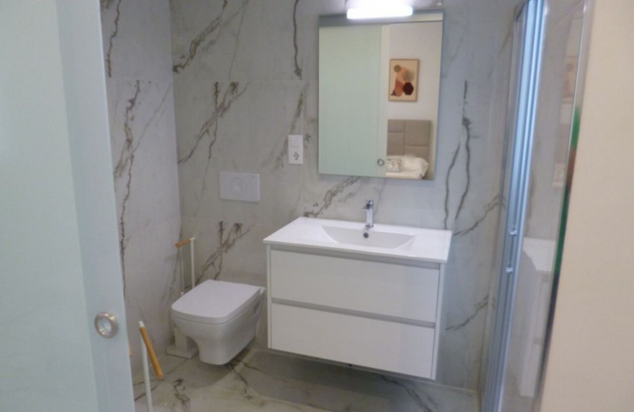 Resale - Apartment - Los Altos