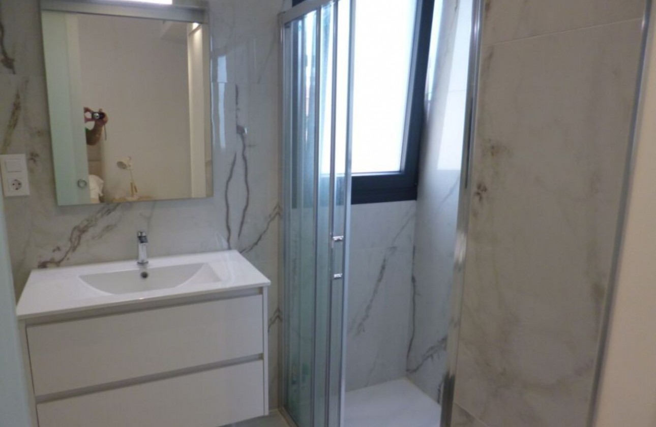 Resale - Apartment - Los Altos