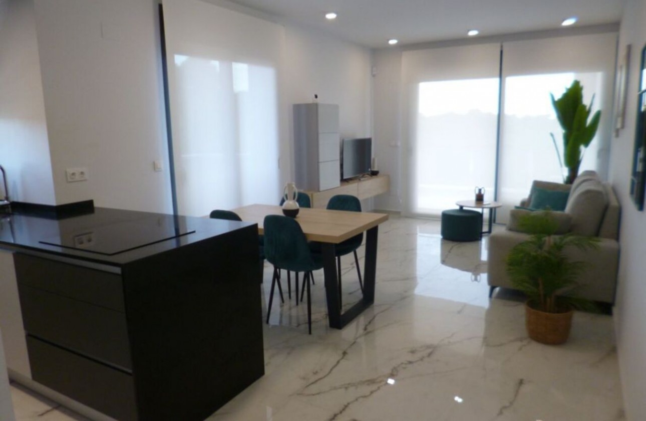 Resale - Apartment - Los Altos
