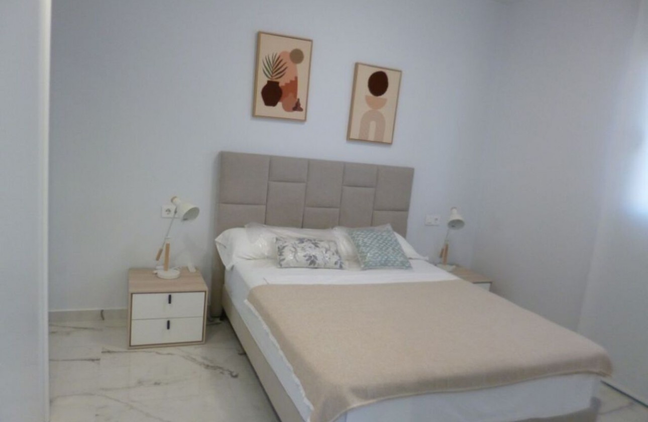 Resale - Apartment - Los Altos