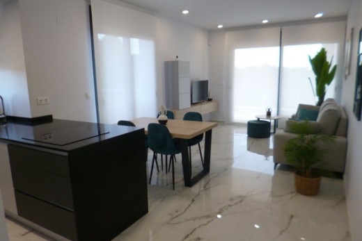 Resale - Apartment - Los Altos
