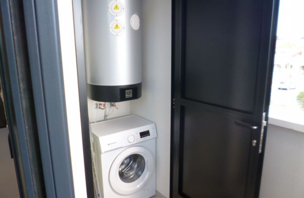 Resale - Apartment - Los Altos