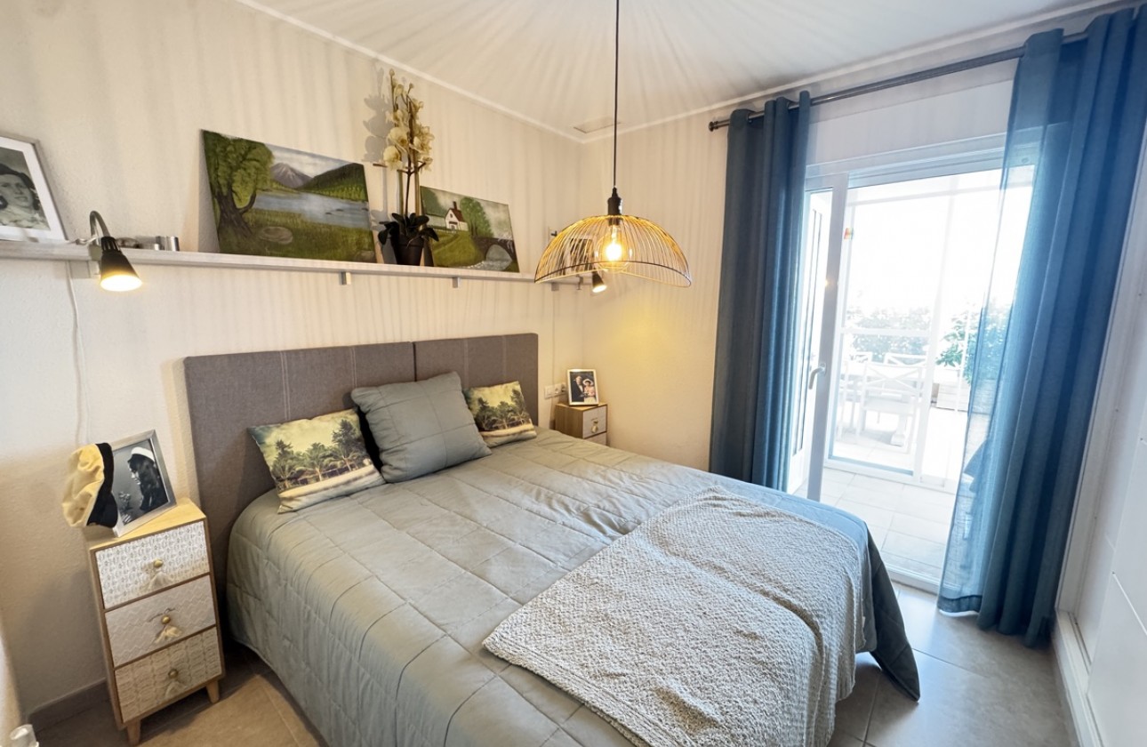 Resale - Apartment - Villamartin