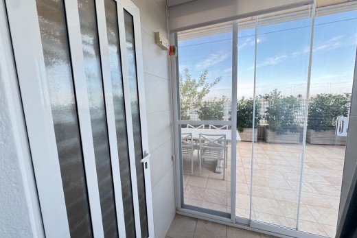 Resale - Apartment - Villamartin