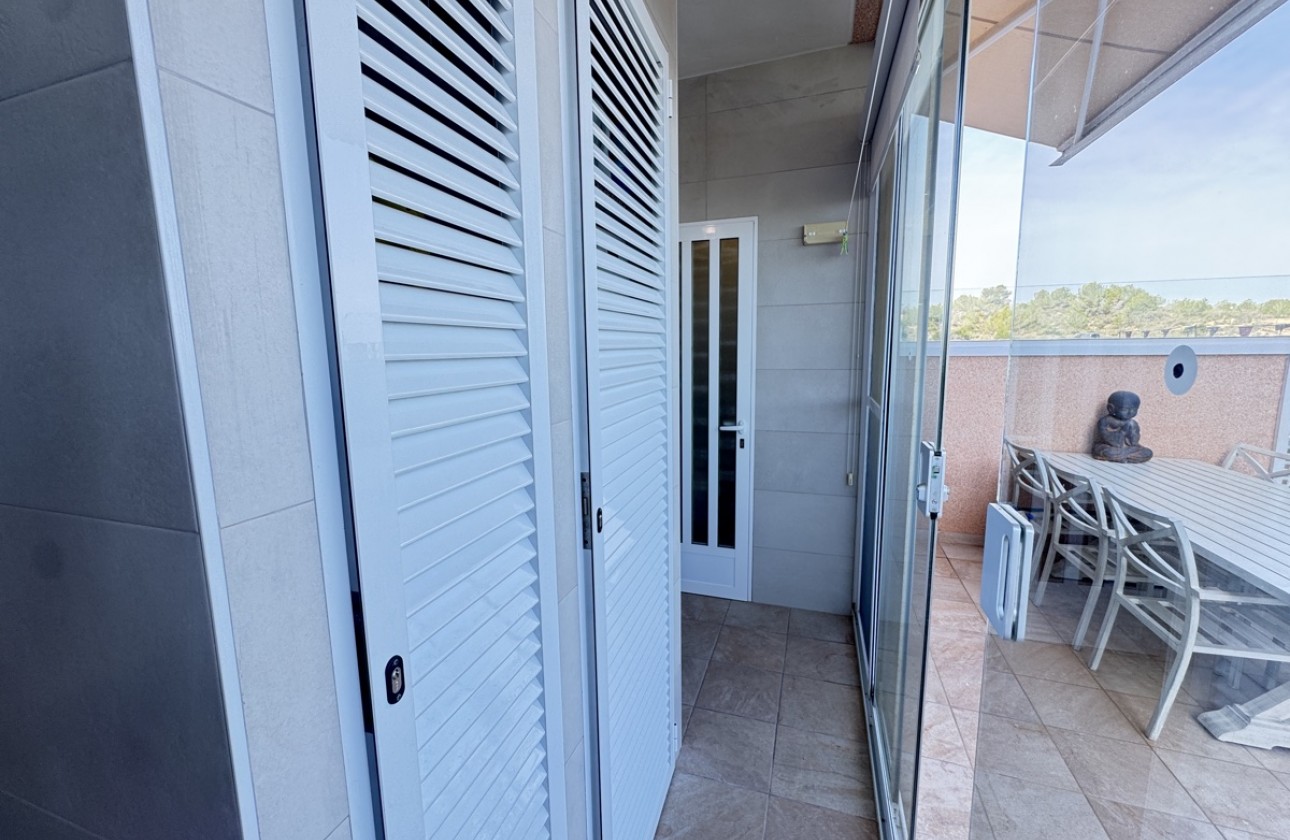 Resale - Apartment - Villamartin