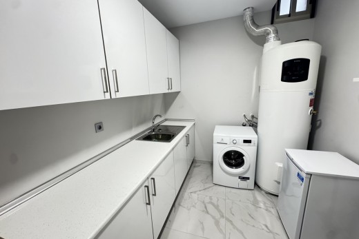 Resale - Villa - Villamartin