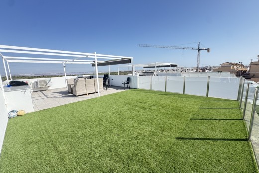 Resale - Villa - Villamartin