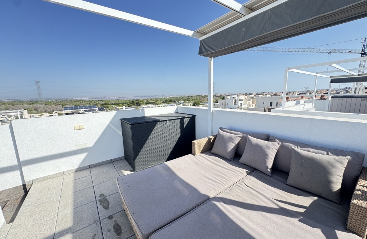 Resale - Villa - Villamartin