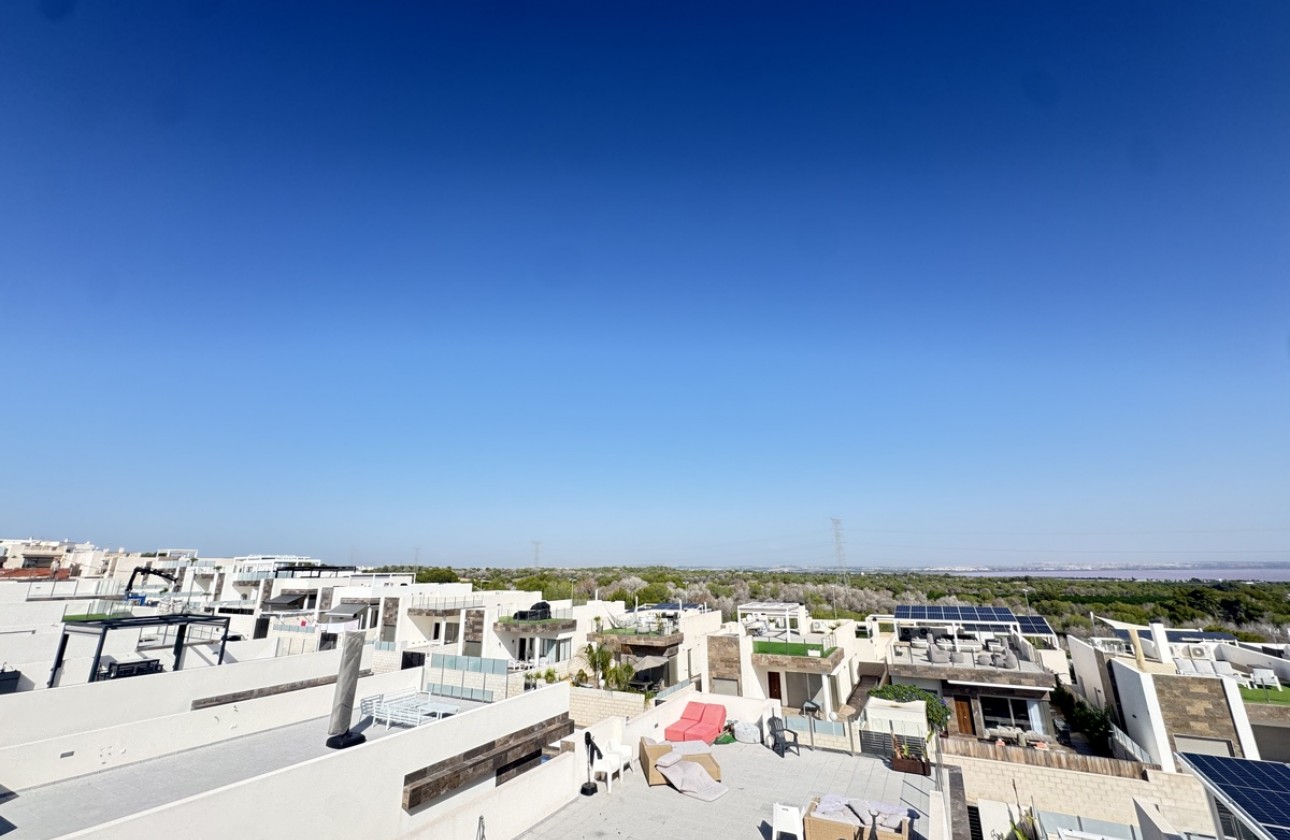 Resale - Villa - Villamartin