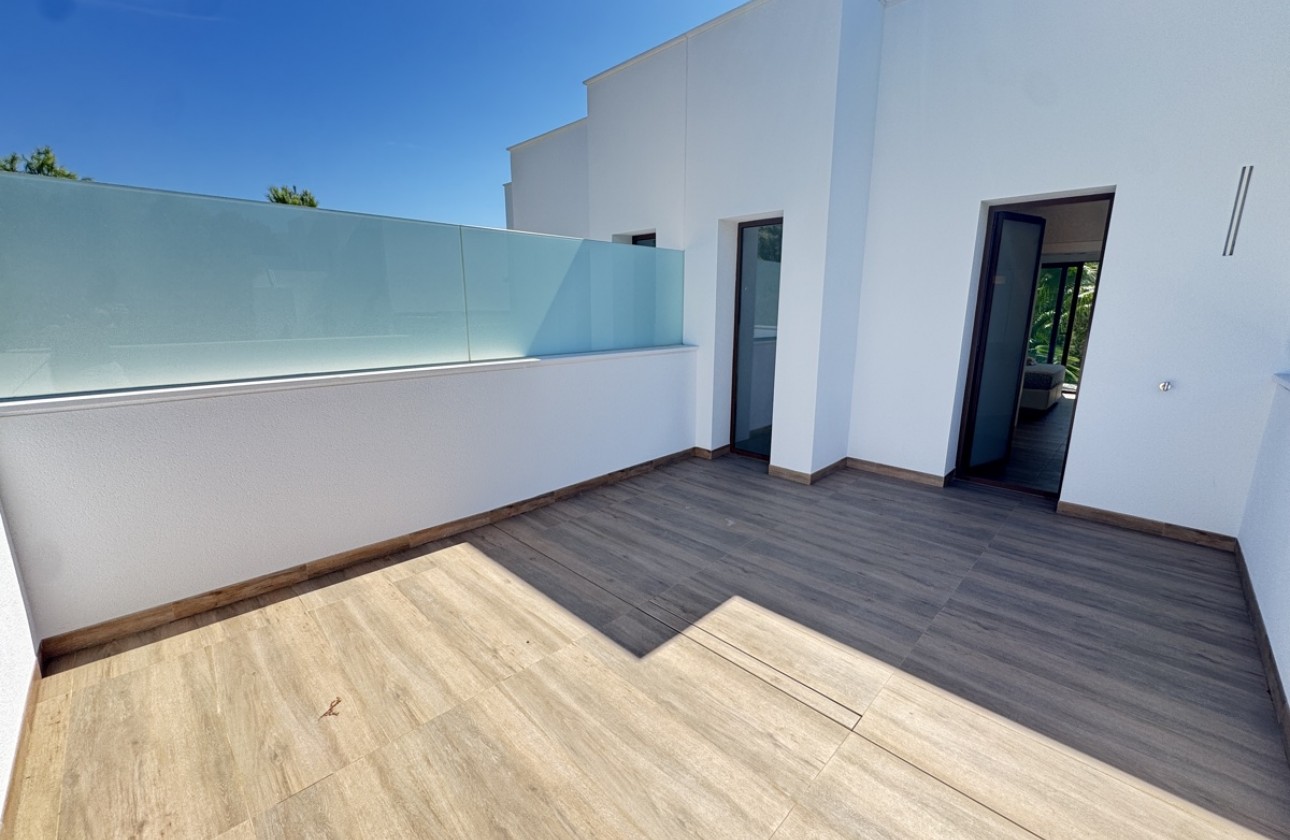 Resale - Villa - Las Colinas Golf