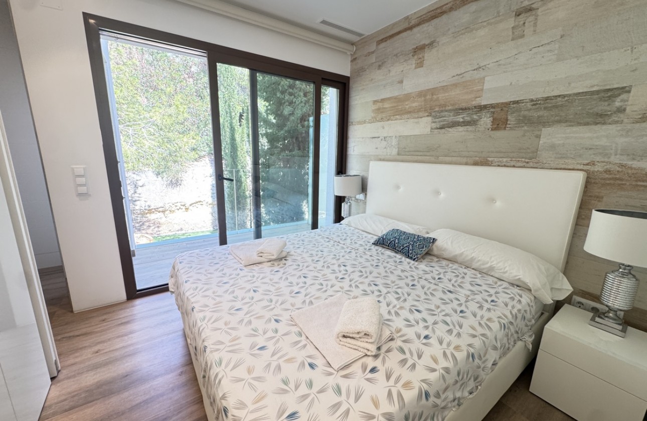 Resale - Villa - Las Colinas Golf