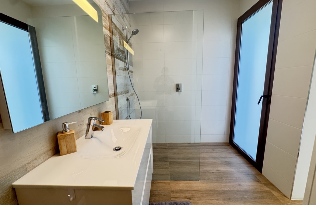 Resale - Villa - Las Colinas Golf