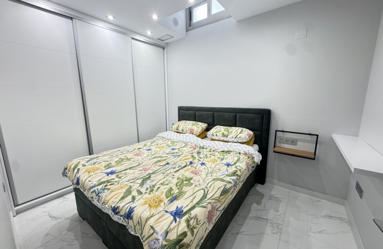 Återförsäljning -  - Villamartin