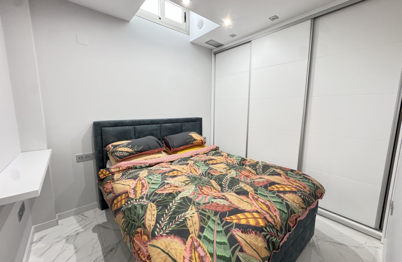 Återförsäljning -  - Villamartin