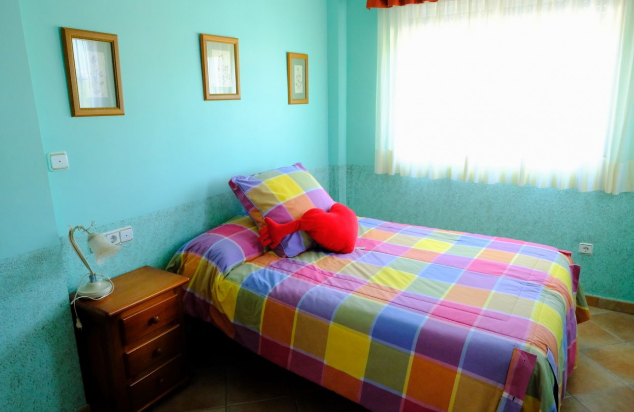 Återförsäljning - finca - Orihuela