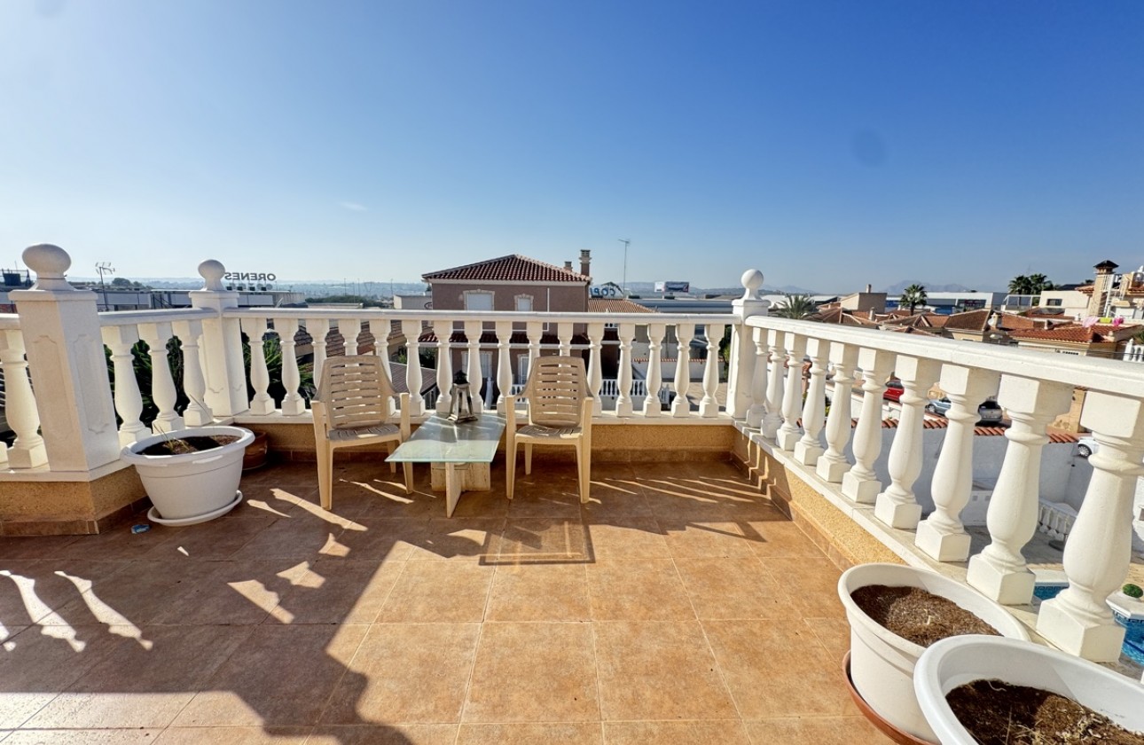 Reventa - Chalet - Ciudad Quesada