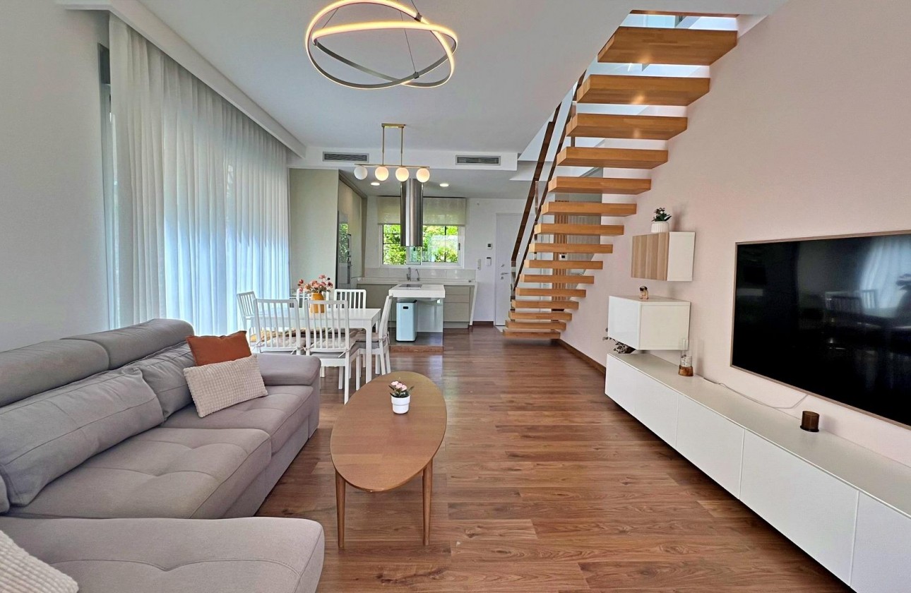 Reventa - Chalet - Pilar de la Horadada - Pueblo Latino