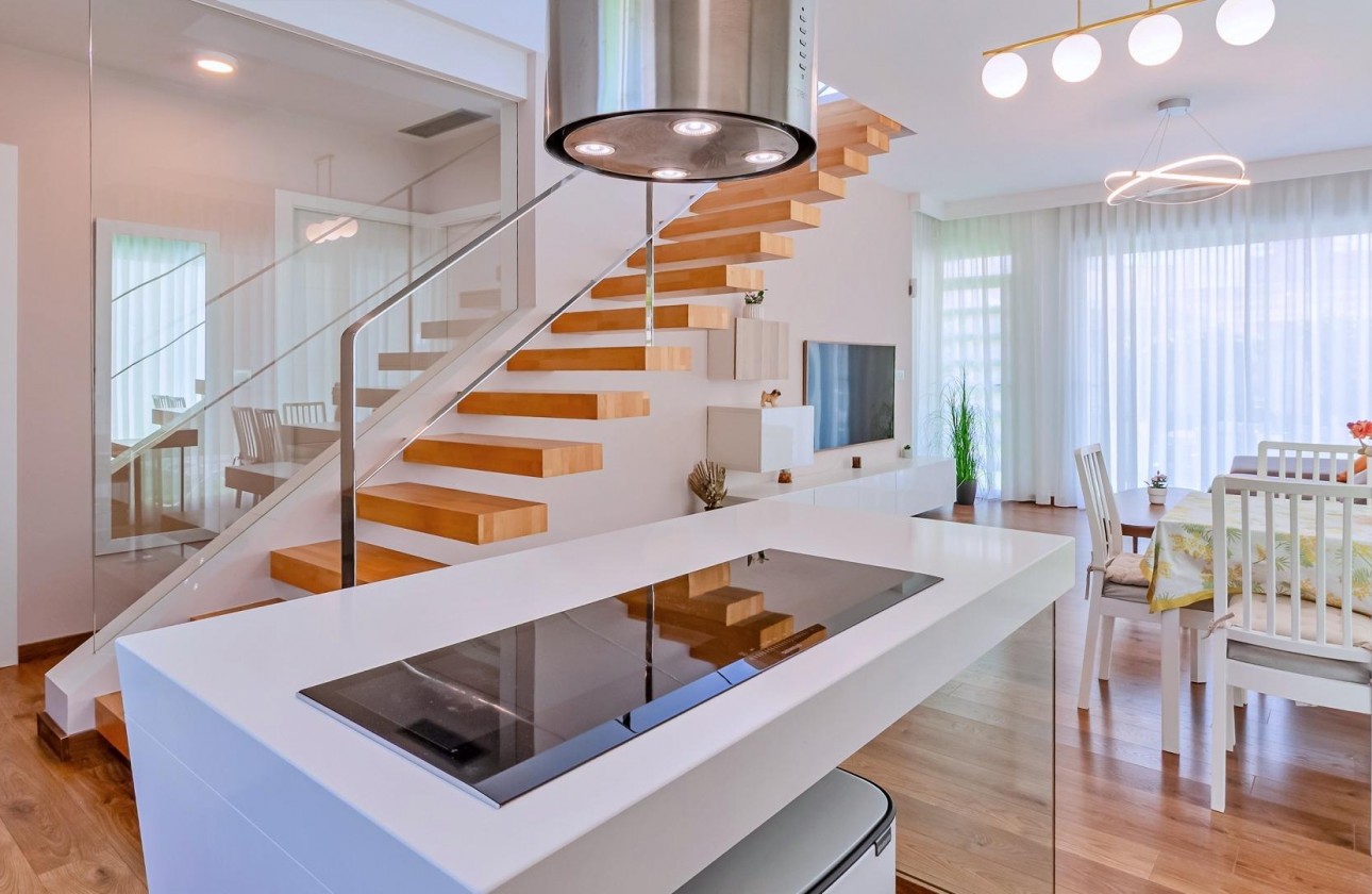 Reventa - Chalet - Pilar de la Horadada - Pueblo Latino