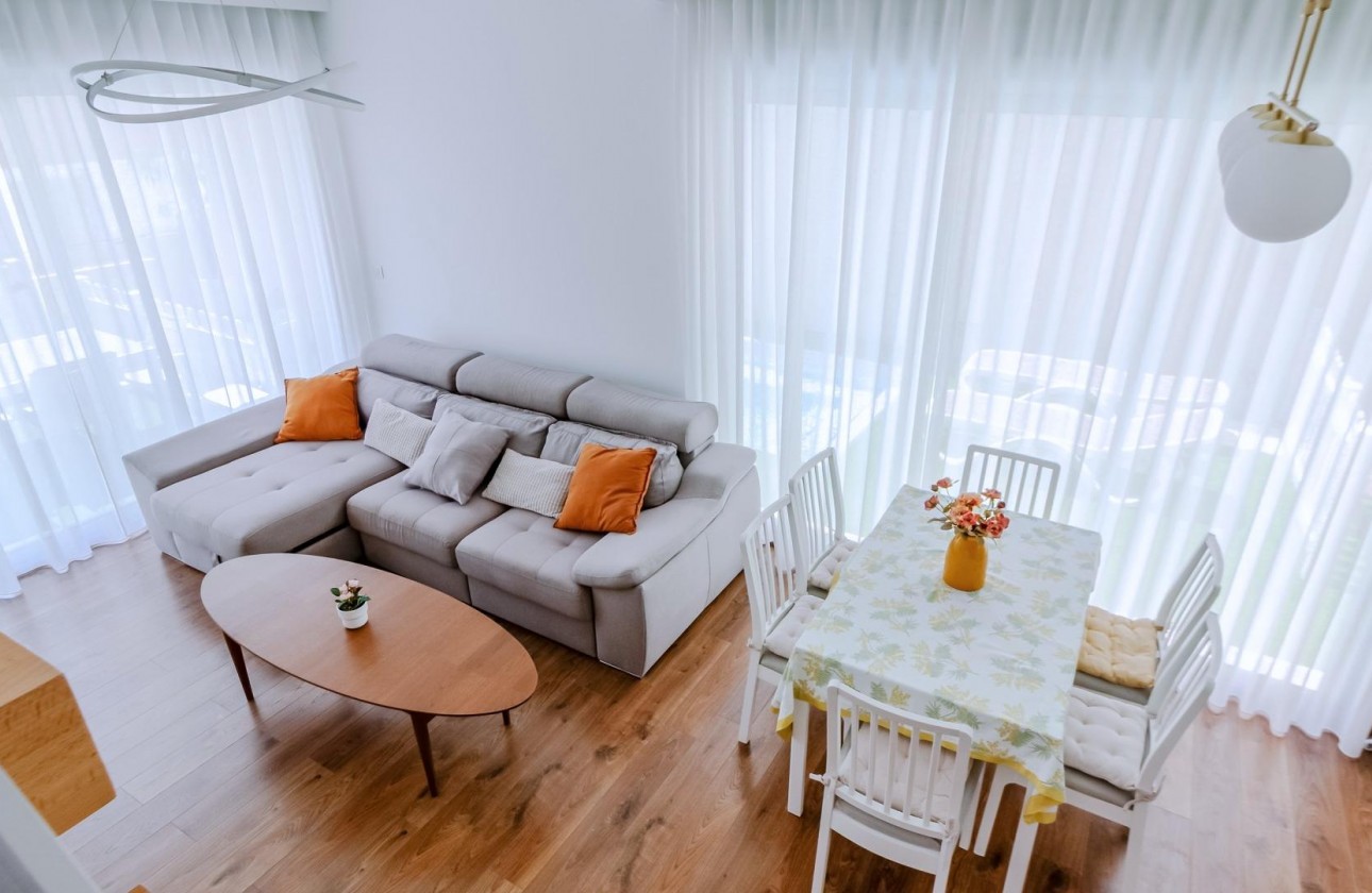 Reventa - Chalet - Pilar de la Horadada - Pueblo Latino