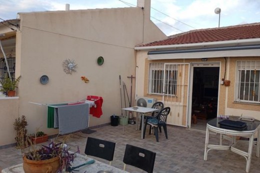 Resale - Bungalow - Torrevieja