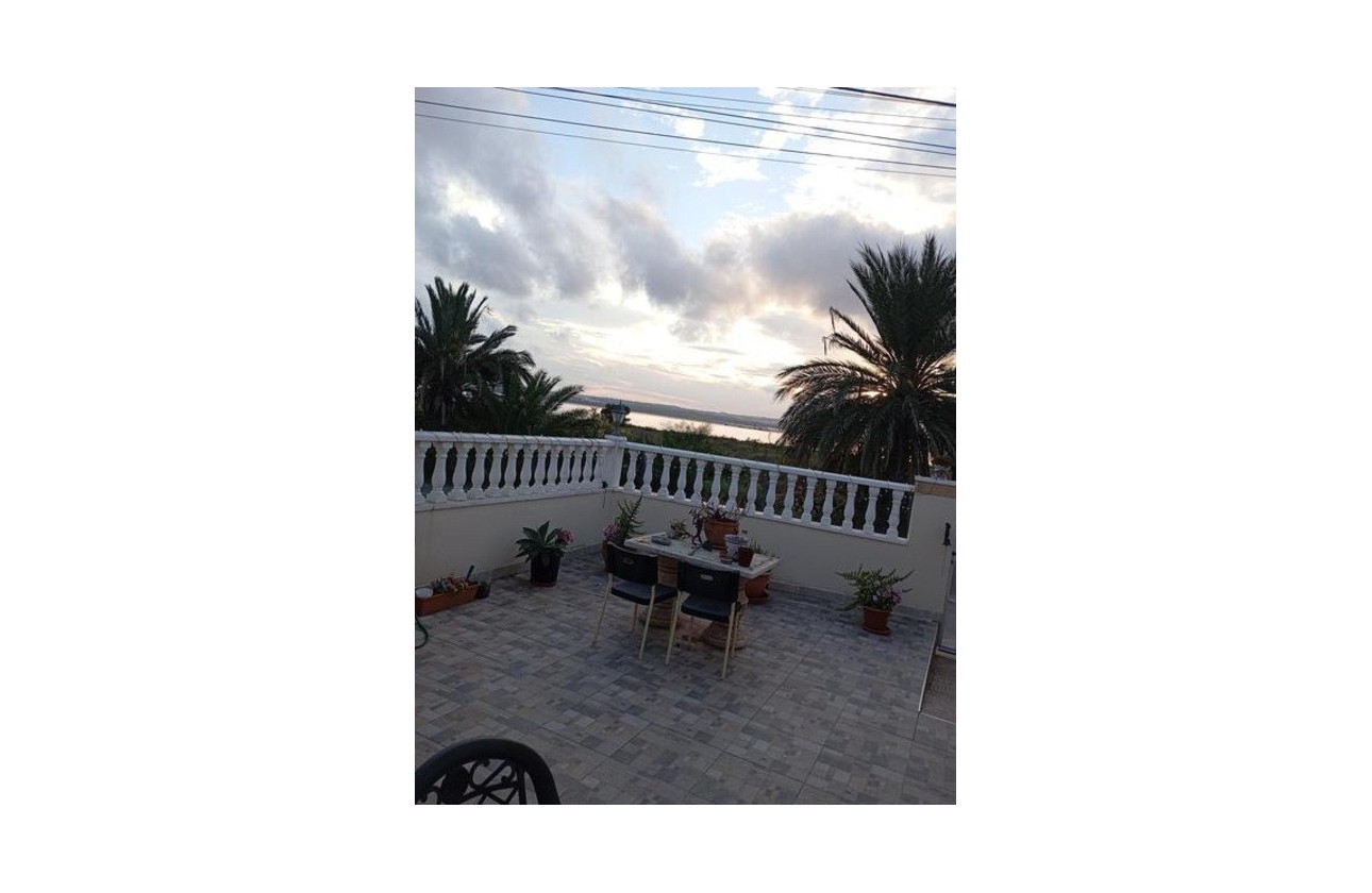 Resale - Bungalow - Torrevieja