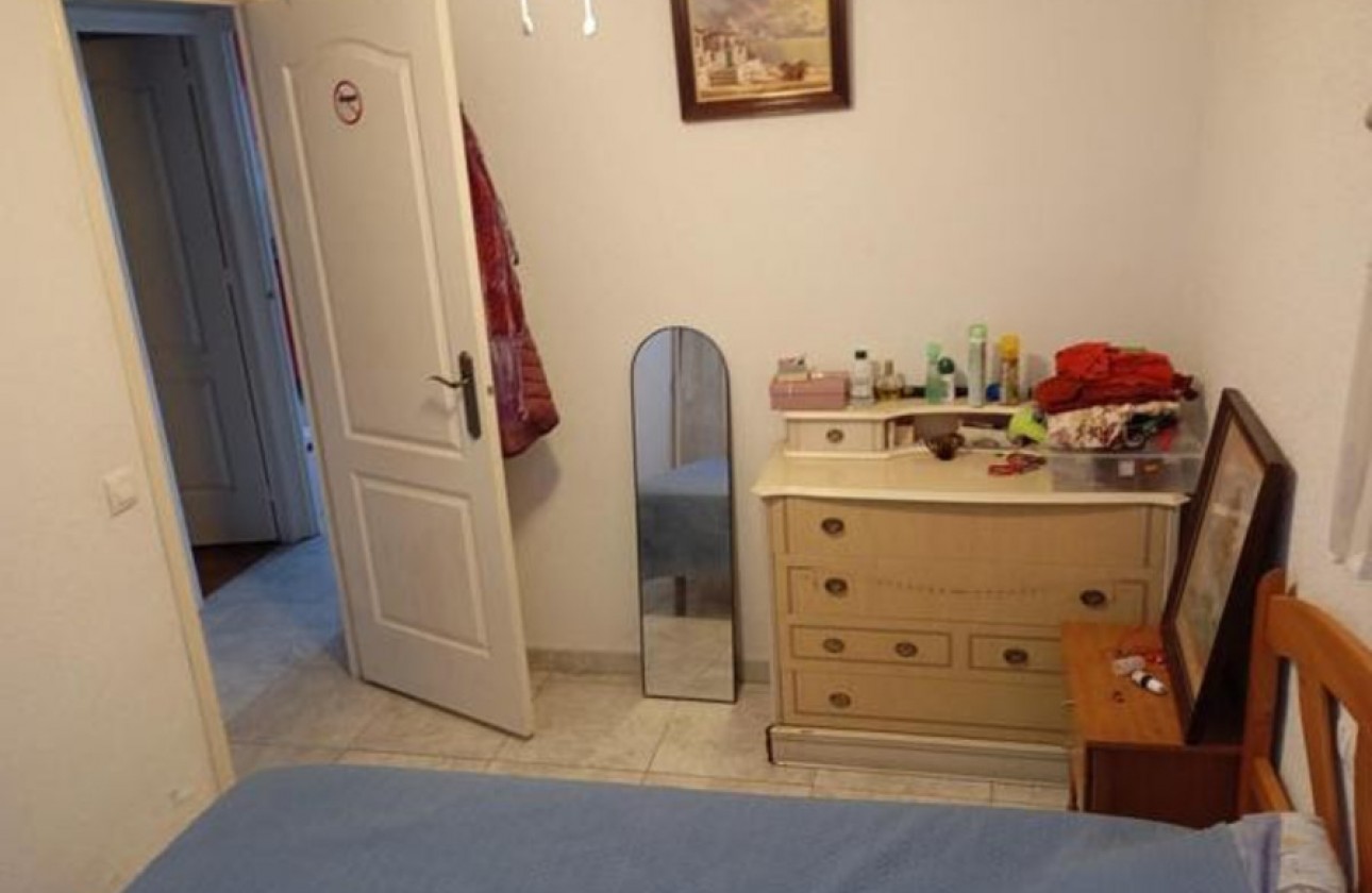 Resale - Bungalow - Torrevieja