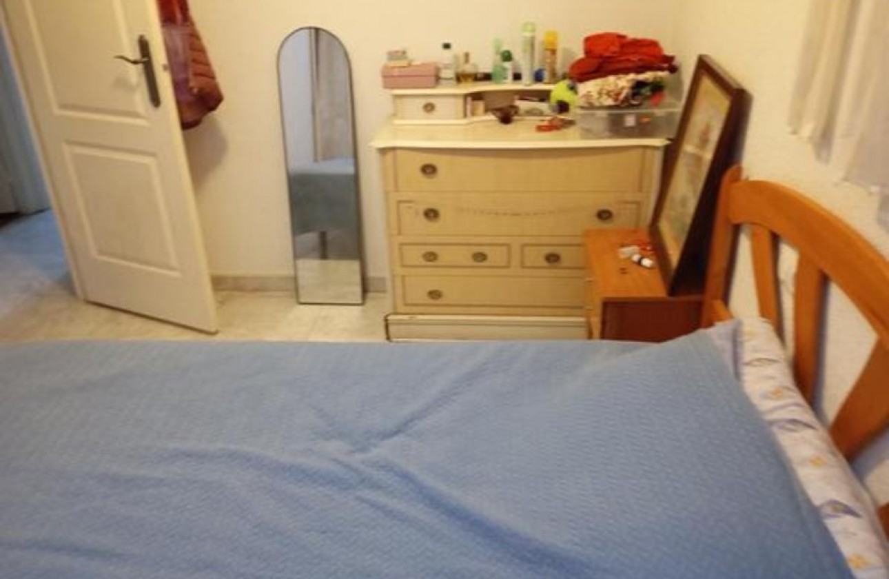 Resale - Bungalow - Torrevieja