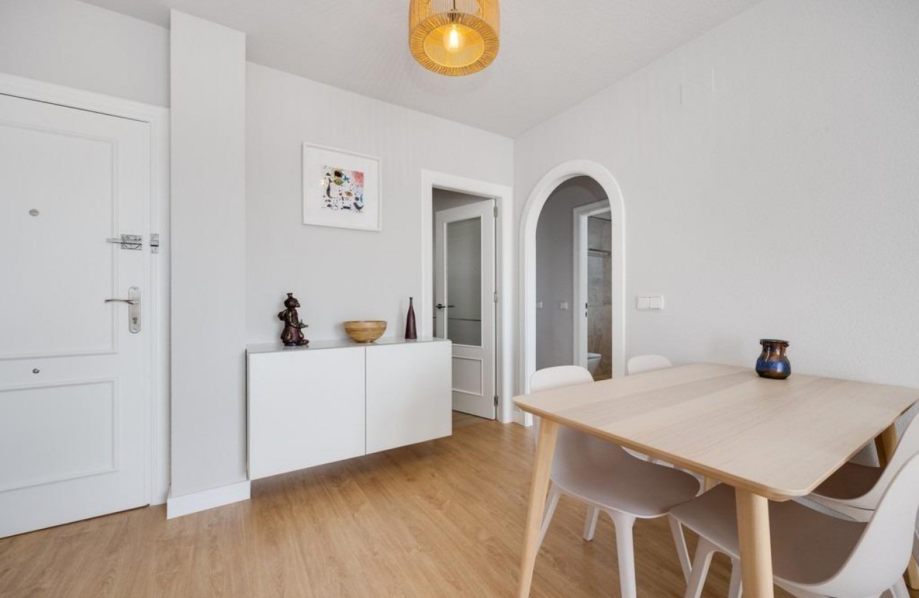 Reventa - Apartamento - Orihuela Costa - Campoamor