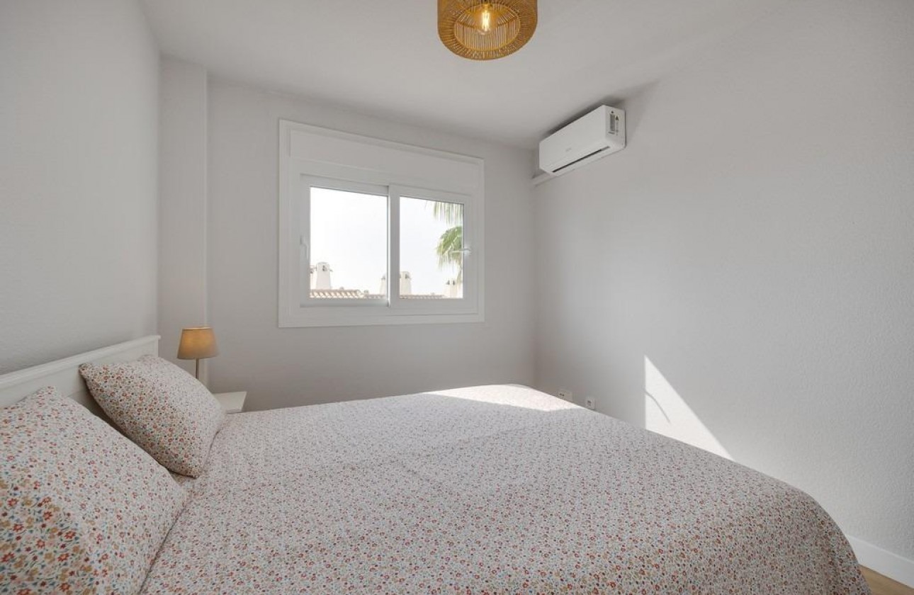 Reventa - Apartamento - Orihuela Costa - Campoamor