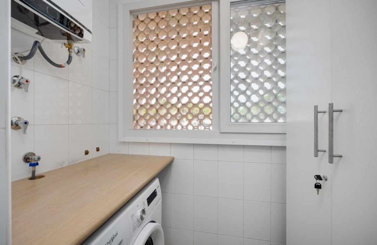 Reventa - Apartamento - Orihuela Costa - Campoamor