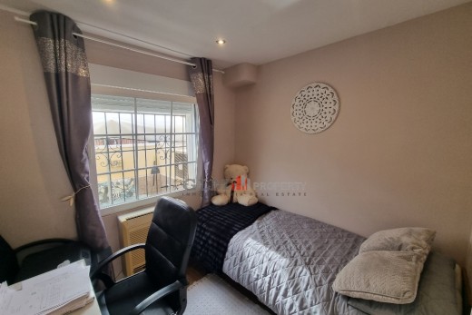 Återförsäljning -  - LOS NAREJOS - Oasis