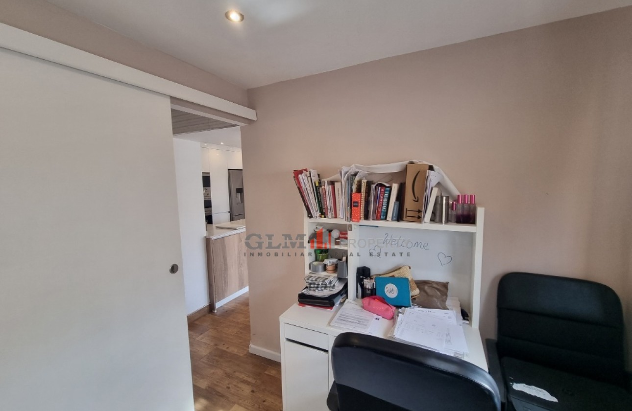 Återförsäljning -  - LOS NAREJOS - Oasis