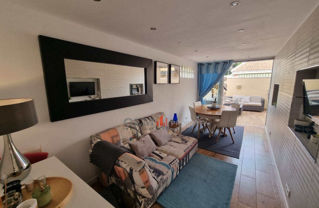 Återförsäljning -  - LOS NAREJOS - Oasis