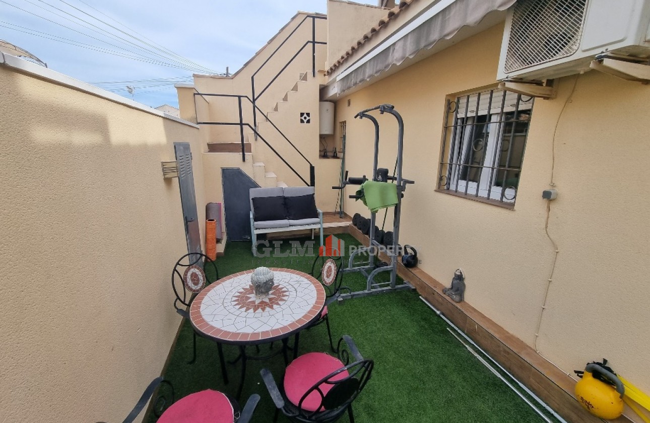 Återförsäljning -  - LOS NAREJOS - Oasis