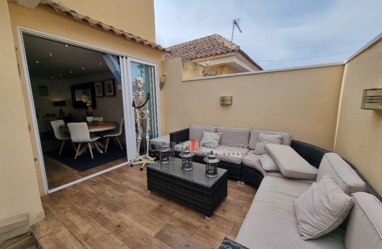 Återförsäljning -  - LOS NAREJOS - Oasis