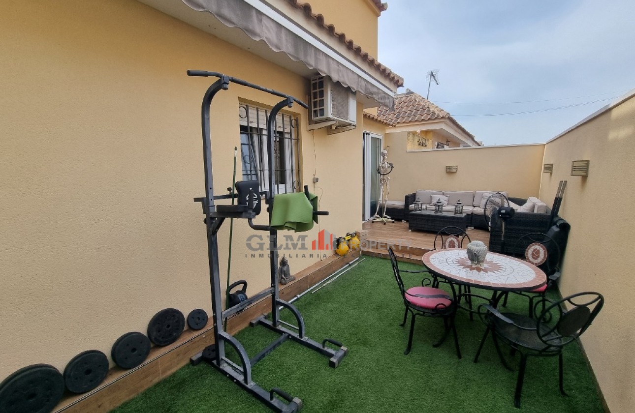 Återförsäljning -  - LOS NAREJOS - Oasis