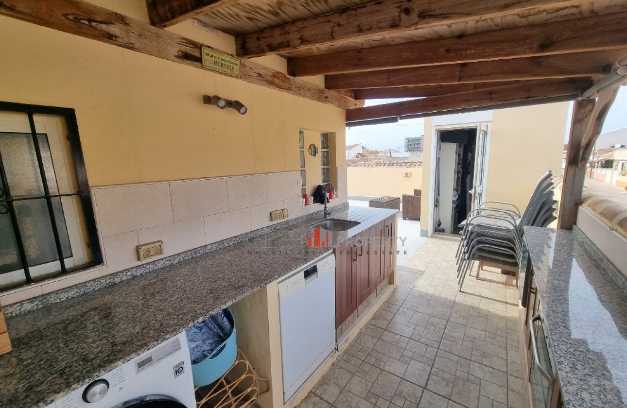 Återförsäljning -  - LOS NAREJOS - Oasis