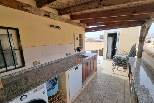 Återförsäljning -  - LOS NAREJOS - Oasis