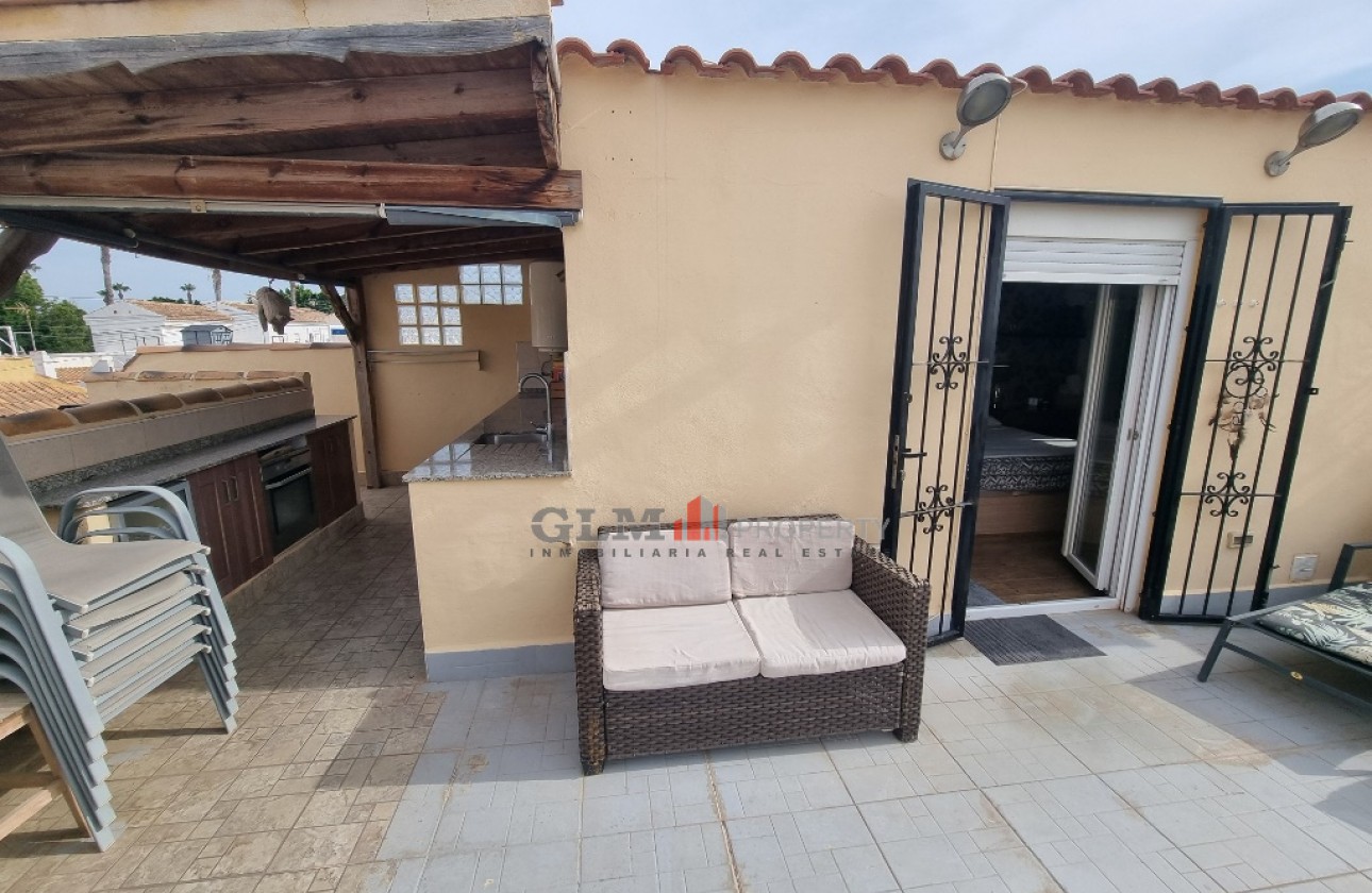 Återförsäljning -  - LOS NAREJOS - Oasis