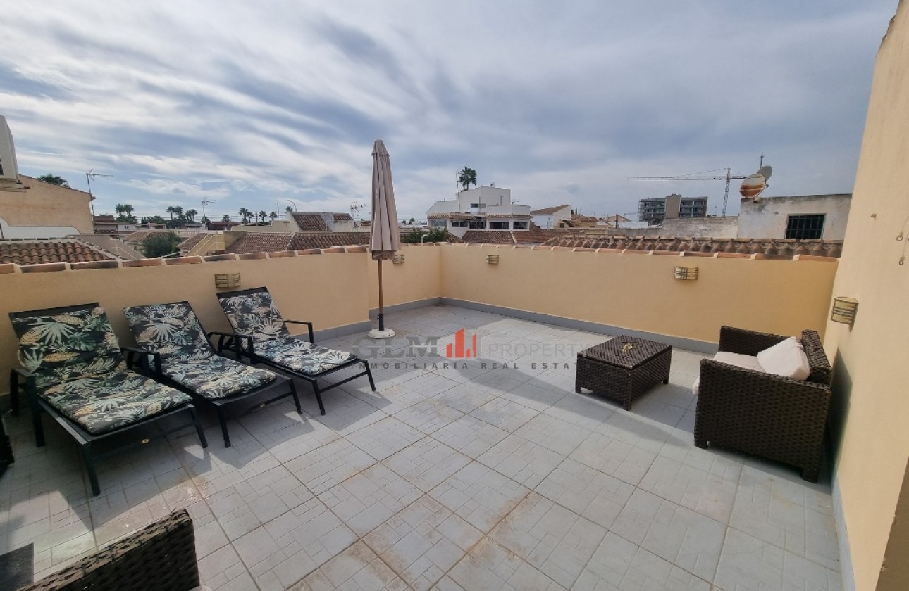 Återförsäljning -  - LOS NAREJOS - Oasis