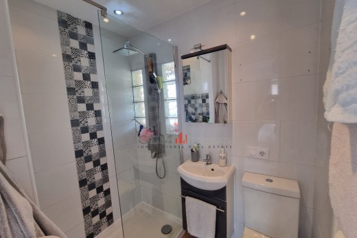 Återförsäljning -  - LOS NAREJOS - Oasis