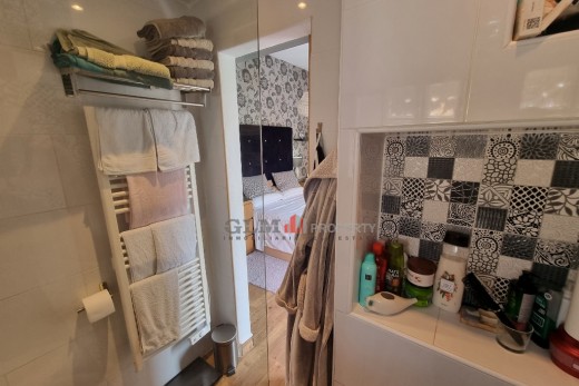 Återförsäljning -  - LOS NAREJOS - Oasis