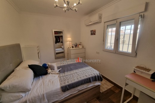 Återförsäljning -  - LOS NAREJOS - Oasis