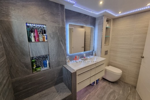 Återförsäljning -  - LOS NAREJOS - Oasis