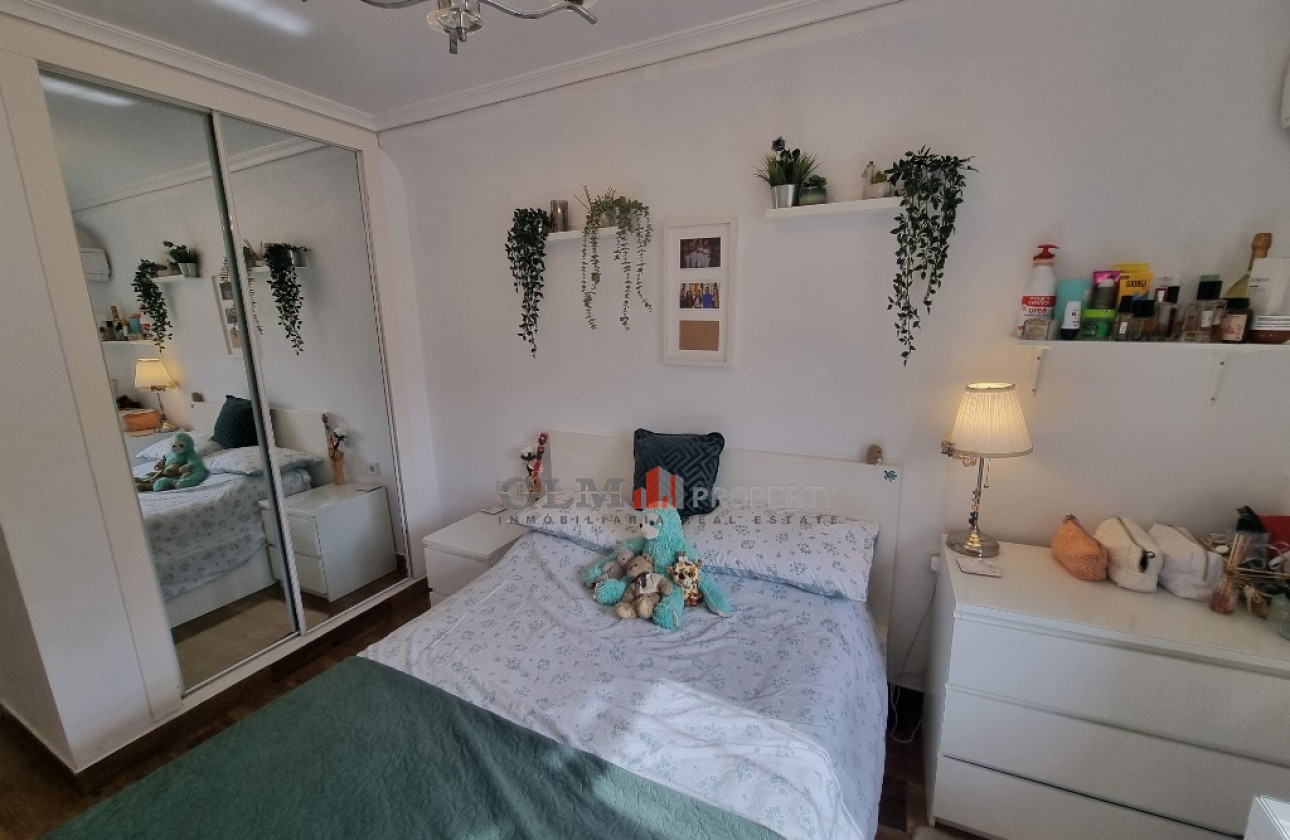 Återförsäljning -  - LOS NAREJOS - Oasis