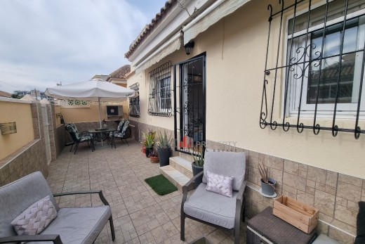 Återförsäljning -  - LOS NAREJOS - Oasis