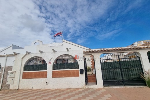 Återförsäljning -  - LOS NAREJOS - Oasis